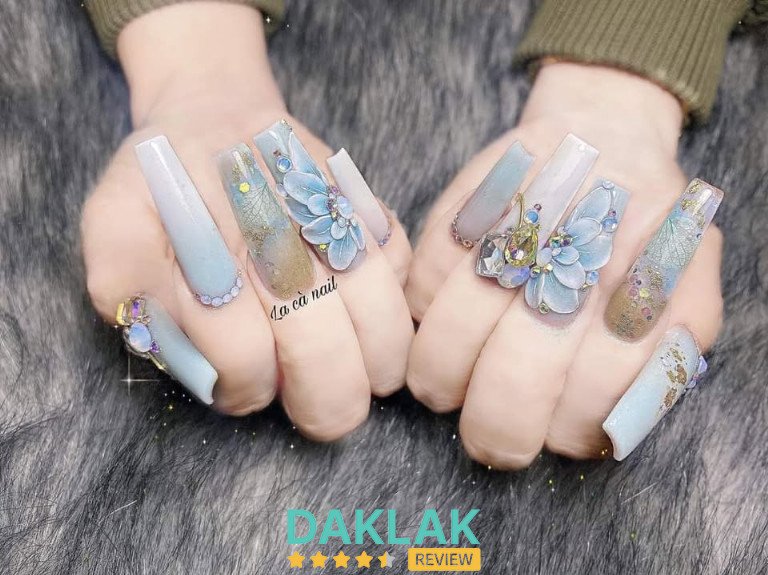 Trải nghiệm làm đẹp tại La Cà Nail Đắk Lắk, nổi tiếng với dịch vụ nail nghệ thuật và không gian tinh tế.