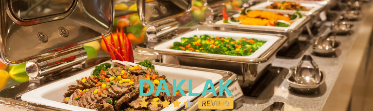 Bữa trưa hoặc tối, khách sạn hỗ trợ gọi món (à la carte) nếu bạn không muốn ra ngoài.