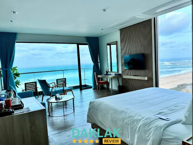 Phòng nghỉ sở hữu tầm nhìn hướng biển, mang đến không gian khoáng đạt và yên bình