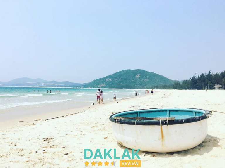 Bãi Biển Tuy Hòa – Sự Hòa Quyện Giữa Thiên Nhiên Và Con Người