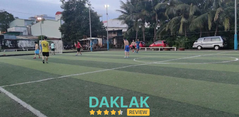 Sân bóng Tân Thái Long – Hiện đại, rộng rãi, dịch vụ chu đáo