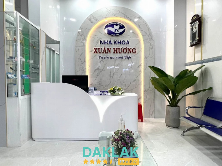 Bảng hiệu Nha Khoa Xuân Hương, địa chỉ nha khoa chất lượng tại Buôn Ma Thuột, Đắk Lắk