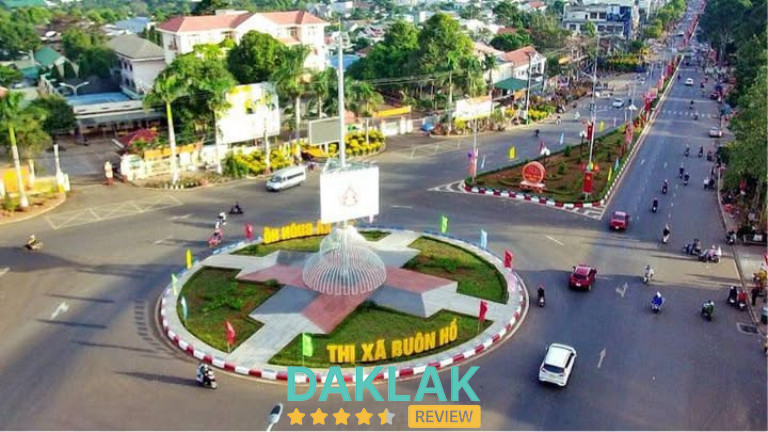 Vòng xoay trung tâm Thị xã Buôn Hồ – biểu tượng đô thị thị xã Buôn Hồ, Đắk Lắk.