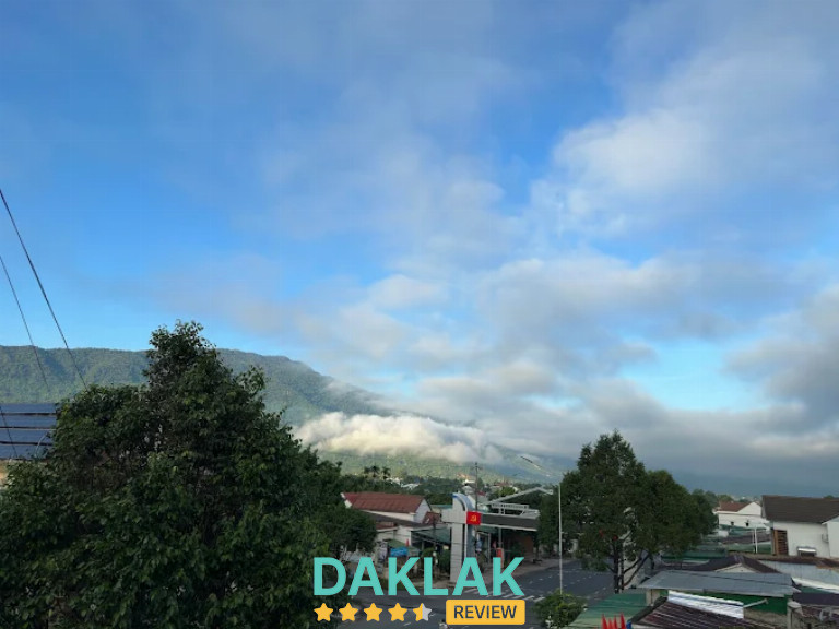 Biển hiệu Nhà Nghỉ Khánh Minh