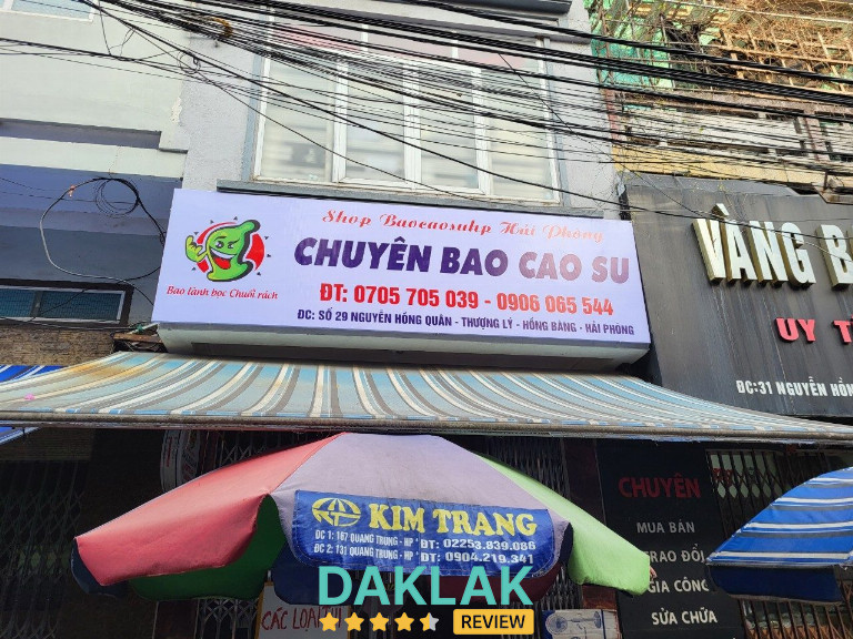 Khách hàng có thể trực tiếp mua hàng tại cửa hàng hoặc 